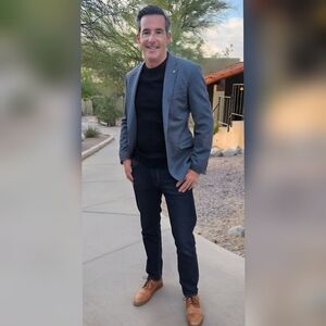 Meet your Posher, Neil